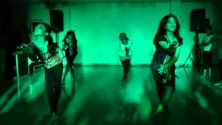 Watch Bollywood Batch performing on Lovely from Happy New Year Video