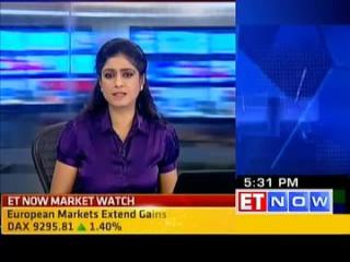 Watch Rupee at lowest level since Aug 2013; closed at 68.71 Video