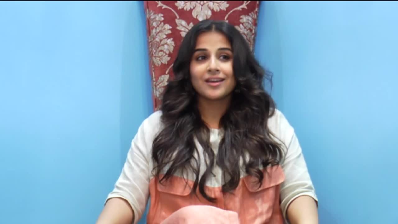 Watch Donald Trump's Victory:  Bollywood celebs â€˜MIXED REACTIONâ€™ Video