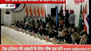 Watch sartaj aziz exchanges pleasantries with narendra modi talks uncertain Video