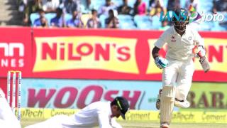 Watch Fourth Test: Day 2: India post 146/1 at close Video