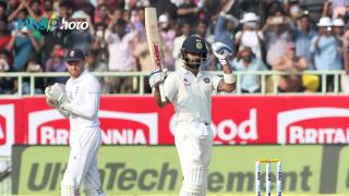 Watch Kohli is two-times more aggressive than me: Ganguly Video