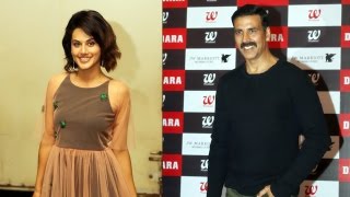 Watch Akshay Kumar & Taapsee Pannu -Naam Shabana | Judwaa 2 - Varun Dhawan Sushmita Sen Bollywood Cafe Video