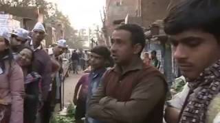 Watch AAP protest "Chauhrahe Par Charcha" Against Failed Demonetization Video