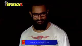 Watch Aamir Khan selfie mobbed post dance rehearsals for Secret Superstar | SpotboyE Video