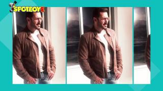 Watch Is This Salman Khanâ€™s Lean Look From Tiger Zinda Hai? | Bollywood News | SpotboyE Video