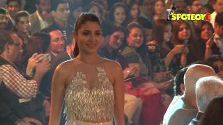 Watch Anushka Sharma's Neighbour Files Complaint with the BMC Against Her | Bollywood News Video