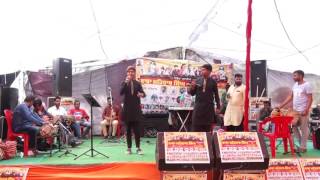 Watch ROOHANI BROTHERS LIVE PIND TEONA PUJARIAN LATEST PUNJABI SONG 2017 Video