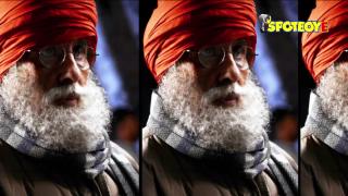 Watch Amitabh Bachchan's New Look Picture is Breaking the Internet | Bollywood News Video