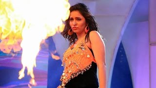 Watch Richa Agnihotri Marathi Actress Shoutout About CREATIVE DANCE WORKSHOP 2017 Video