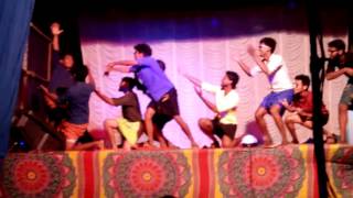 Watch Malayalam Funny Dance 2017 Video