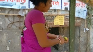Watch Indian Street Food Kolkata - Bengali street food India - tasty Amra Chaat in kolkata Video