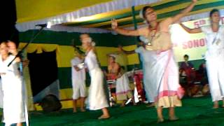 Watch Log Bihu, 5th Bodo and 3rd Sonowal Kachari Cultural Festival, Dibrugarh Video