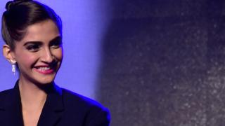 Watch Sonamâ€™s COMMENTS on Deepikaâ€™s Cannes Appearance Video