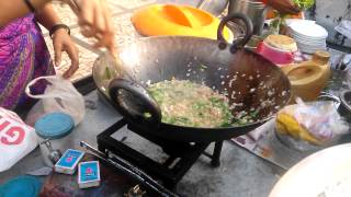 Watch How to make street style Poha (flattened rice)? Video