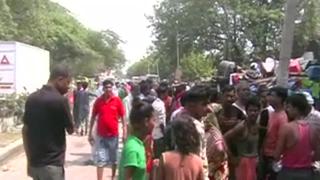 Watch 5 dead in Delhi fire Video