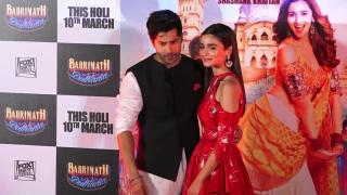 Watch Karan Johar in LOVE with 'Student' Sidharth, Alia-Varun join in Video