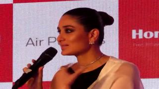 Watch Kareena speaks about her BOND with Taimur Video