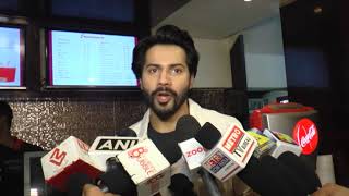Watch Varun Dhawan Host Screening of Film Judwaa 2 For Cancer Patient Children Video