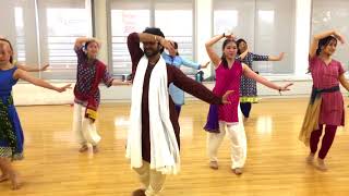 Watch Radha Kaise Na jale Taiwan 2017- Devesh Mirchandani Video
