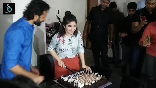 Watch Secret Superstar Actress Zaira Wasim Birthday Celebration 2017 - Cake Cutting Video