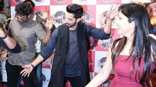 Watch Shahid Kapoor LIVE Dance At Fever 104 | Padmavati | Rawal Ratan Singh Video