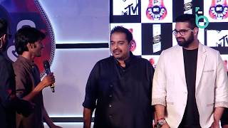 Watch Kajrare Song Live Performance By Shankar & Sons With Media Reporter Justin Rao Video