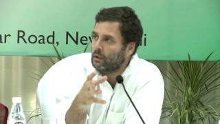 Watch Congress VP Rahul Gandhi on MNREGA Video