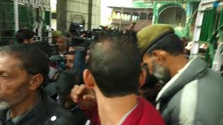 Watch Pro-freedom, pro-Islam slogans as Mehbooba Mufti leaves Khanqah Video