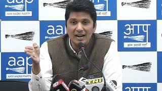 Watch Aap Chief Spokesperson Saurabh Bhardwaj exposes LG of Delhi on his performance on Delhi Video
