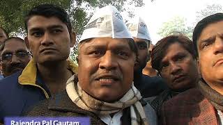 Watch à¤•à¥‹à¤°à¥‡à¤—à¤¾à¤‚à¤µ à¤®à¥‡à¤‚ à¤¦à¤²à¤¿à¤¤à¥‹à¤‚ à¤ªà¤° à¤¹à¥à¤ˆ à¤¹à¤¿à¤‚à¤¸à¤¾ à¤•à¥‹ à¤²à¥‡à¤•à¤° AAP à¤¨à¥‡ à¤•à¤¿à¤¯à¤¾ à¤®à¤¹à¤¾à¤°à¤¾à¤·à¥à¤Ÿà¥à¤° à¤¸à¤¦à¤¨ à¤ªà¤° à¤œà¤¼à¥‹à¤°à¤¦à¤¾à¤° à¤ªà¥à¤°à¤¦à¤°à¥à¤¶à¤¨ Video