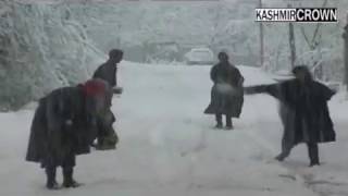 Watch Kashmir Crown Special Report on Snowfall Video