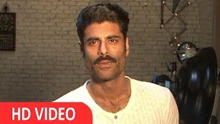 Watch Sikander Kher's PHOTOSHOOT for 'Tere Bin Laden' Video