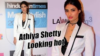Watch Athiya Shetty Looks Stunning AT HT Most Stylish Awards 2016 Video