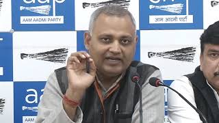 Watch à¤­à¤¾à¤œà¤ªà¤¾ à¤¶à¤¾à¤¸à¤¿à¤¤ MCD à¤•à¥€ à¤¸à¥€à¤²à¤¿à¤‚à¤— à¤•à¥‡à¤‚à¤¦à¥à¤° à¤¸à¤°à¤•à¤¾à¤° à¤•à¥€ à¤à¤• à¤¤à¥à¤—à¤²à¤•à¥€ à¤•à¤¾à¤°à¥à¤¯à¤µà¤¾à¤¹à¥€ à¤¹à¥ˆ Video