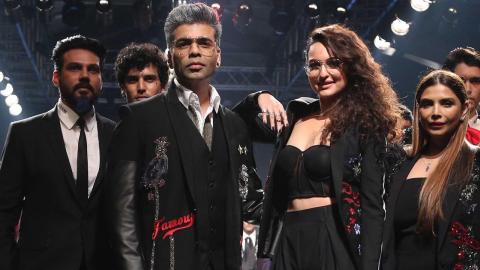 Watch LFW 2018 : Sonakshi Sinha & Karan Johar Walk On Ramp For Falguni Shane Peacock Video