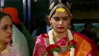 Watch Big Fat Royal Wedding Brings Thousands To Mysuru Video