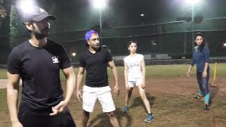 Watch Hiten Tejwani, Akash Dadlani And Arshi Khan Exercise On Field | Kolkata Baabu Moshaayes Video