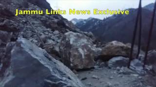 Watch Jammu-Srinagar highway closed due to landslides Video