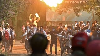 Watch Kashmir college students clash with security forces in Srinagar Video