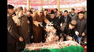 Watch Farooq, Omar pay tributes to NC founder Sheikh Abdullah Video