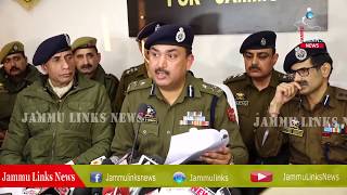 Watch Jammu Police nabs cross border narcotic smugglers with heroin, solves burglary Video