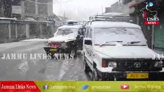 Watch Snowfall in Kashmir valley, rain lashes Jammu Video