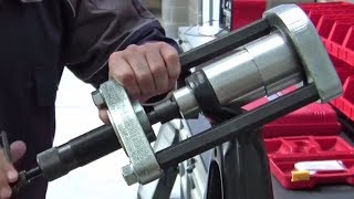 Watch 5 Car Repair Tools You Should Have In 2018 Video