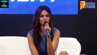 Watch Jennifer Winget At Insurance Company App Launch Video