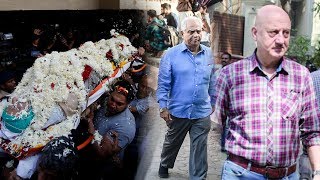 Watch Bollywood Actor Anupam Kher ,Ramesh Sippy Visits Anil Kapoor's House to Pay Condolence to Sridevi Video