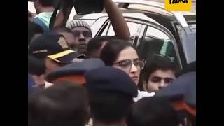 Watch Sonam Kapoor gets angry on the crowd at Sridevi's Funeral Video