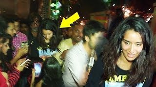 Watch Shraddha Kapoor MOBBED By Her CRAZY FANS For Clicking SELFIES After Dinner With Family Video