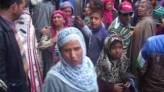 Watch Fire engulfs several houses in Downtown Srinagar Video