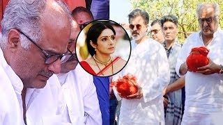 Watch Boney Kapoor CRIES BADLY While Performing Sridevi's Last Rituals In Haridwar With Anil Kapoor Video